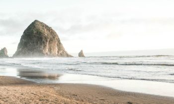 Aviso de salud emitido en Cannon Beach debido a bacterias fecales en aguas oceánicas