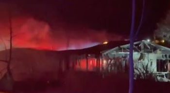 Casa destruida tras incendio en Benton City