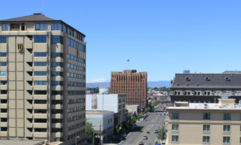 El Concejo Municipal de Yakima vota parar posponer la tarifa de estacionamiento en el centro de la ciudad
