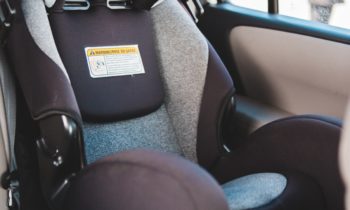 Consejos de seguridad sobre los carros y los niños