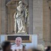 Por segundo domingo consecutivo, el papa no hace su popular comparecencia en la ventana del Vaticano