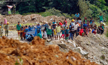 Colombia anuncia estado de desastre natural tras alud: recuperan 33 cuerpos, 10 siguen desaparecidos