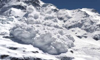 Un adolescente estadounidense y otras dos personas mueren en una avalancha en Suiza