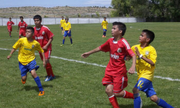 Escuelas primarias All Stars del Distrito Escolar de Pasco compiten por Trofeo de Campeonato de soccer