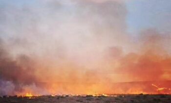 Incendio en el Centro de Entrenamiento de Yakima completamente contenido, 5,000 acres quemados