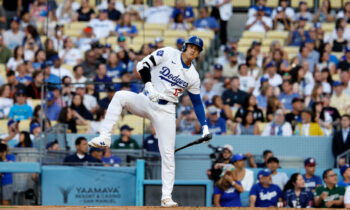 Shohei Ohtani impulsa tres carreras en victoria de los Dodgers 5-2 contra los Gigantes