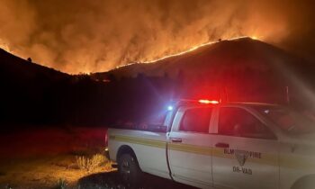 Los incendios forestales en Oregón afectan las carreteras: qué recomienda ODOT al viajar cerca de incendios