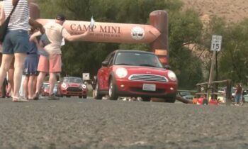 Más de 600 propietarios de MINI hacen una parada en Yakima en la última etapa de un viaje por carretera de 8 días