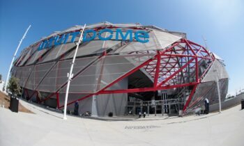 El Intuit Dome, nuevo hogar de los Clippers, será inaugurado oficialmente esta noche