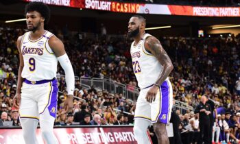 LeBron y su hijo Bronny James debutan juntos en partido de pretemporada para los Lakers