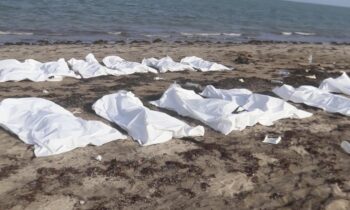 Al menos 45 muertos tras el naufragio de dos barcos migrantes en el Mar Rojo