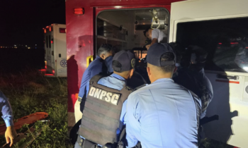 Avión se desploma en la costa de Honduras; hay al menos 12 muertos