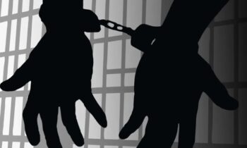 Un hombre de Richland enfrenta 11 cargos, incluido tráfico sexual infantil