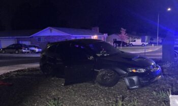 Dos arrestados por presunto DUI y atropello y fuga en Kennewick