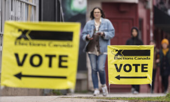 Canadá vota en una elección marcada por la intervención de Trump