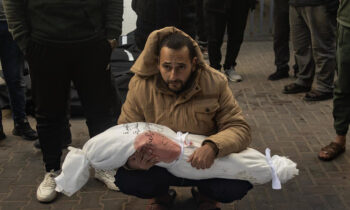 Ataques de Israel mataron ya a 16,500 niños, 916 menores de un año, según Ministerio en Gaza