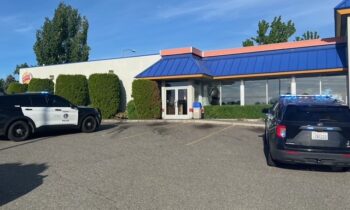 Arrestan a hombre en Burger King de Kennewick tras atrapar a un trabajador en un congelador
