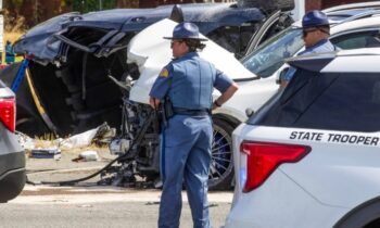 Mantenerse seguro en la carretera durante los “100 días más mortales del verano”