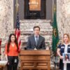 (Video) Las escuelas de Washington mejorarán la seguridad con la nueva ley de respuesta a emergencias