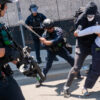 (Fotos) Decenas de arrestos en Los Ángeles por protestas contra redadas migratorias: Newsom demandará al Gobierno de Trump