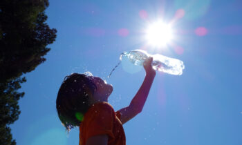 Ola de calor sofoca de nuevo la mitad oriental de EEUU; se prevé que dure hasta mediados de semana