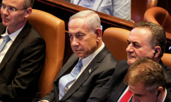 Israel lanza ataques aéreos contra la capital de Irán, Teherán