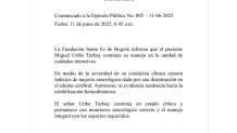 Imagen tomada de la red social X, de la cuenta oficial de la Fundación Santa Fe de Bogotá (@FSFB_Salud), que muestra el comunicado oficial sobre el estado de salud del senador y precandidato presidencial colombiano Miguel Uribe Turbay. Turbay, herido con un disparo en la cabeza en un atentado el pasado sábado, muestra 
