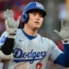 Subastan por más de $36,000 la pelota del jonrón número 300 de Shohei Ohtani