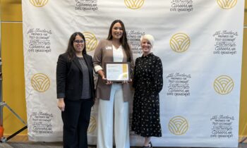 Gabriela Whitemarsh, de la Preparatoria Pasco, nombrada Maestra del Año del Estado de Washington 2026