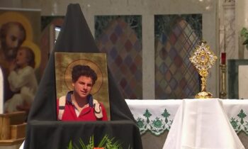 “Tiene un gran valor espiritual”: hurtan reliquia del primer santo millennial