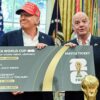 Trump dice que “no pagaría” los caros boletos de la Copa Mundial pero alaba su “éxito” comercial